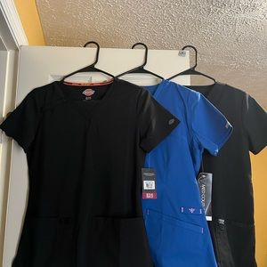 Women’s Scrubs (buy individual or a set) in mixed sizes, new and like new!